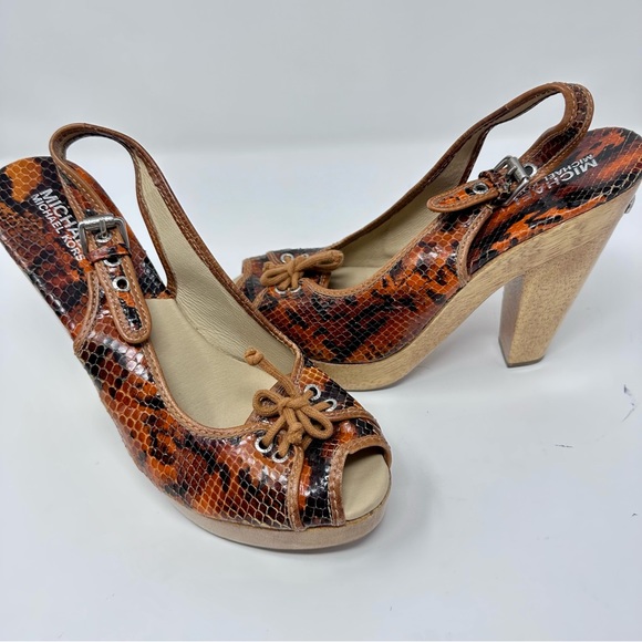 MICHAEL Michael Kors Orange Leather Snakeskin Wooden Heel Platform Sandals - Picture 7 of 7